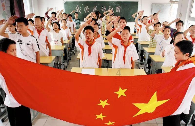 过年回家，国际风范的探索06才是你的“面子”担当