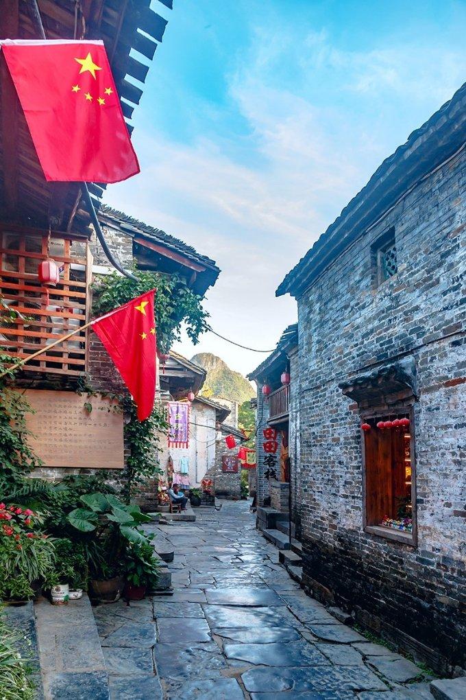 升空的愤怒奶奶